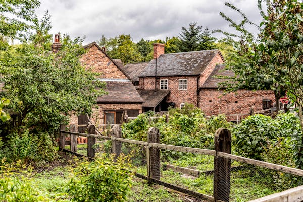 cottage core house