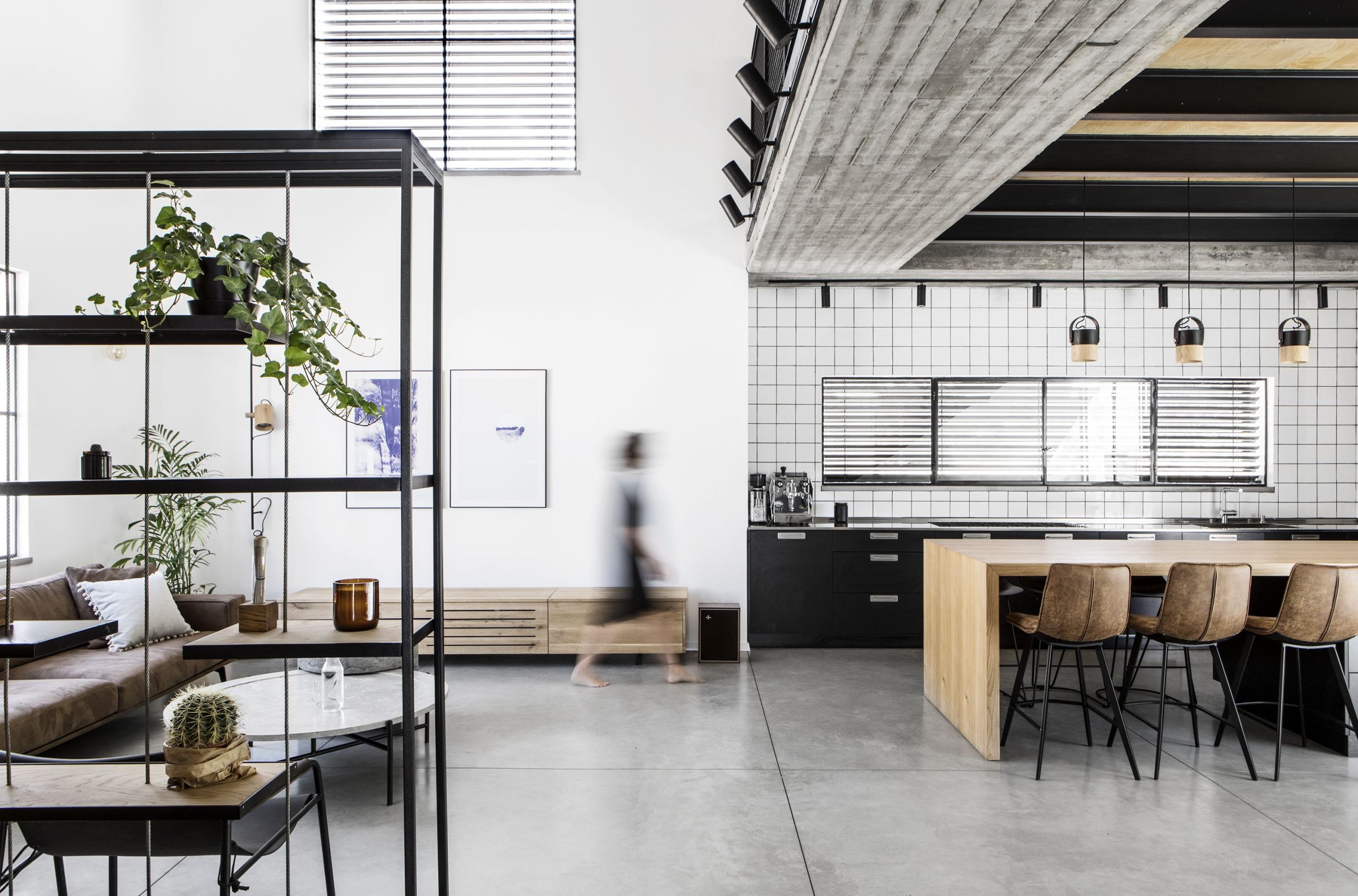 Industrial Minimalist House Design: A Raw Beauty for the Modern Age?